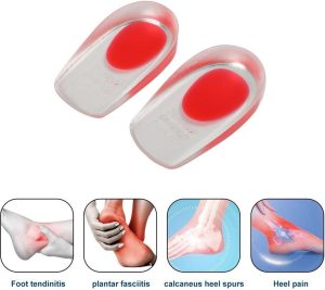 Twee doorzichtige gel hielcups met rode inleg, met iconen die voetklachten illustreren.